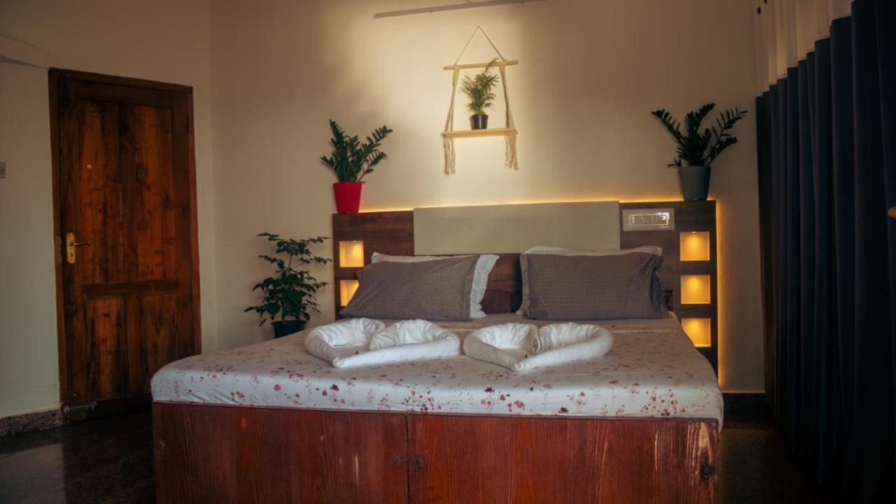 Surf N Sea Hotel Thiruvananthapuram Kültér fotó